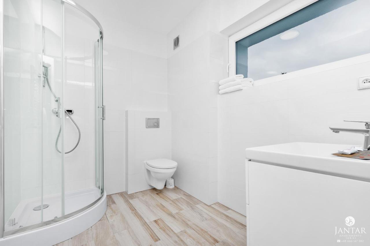Willa Jalowcowa By Jantar Apartamenty Kolobrzeg Grzybowo  Exteriör bild