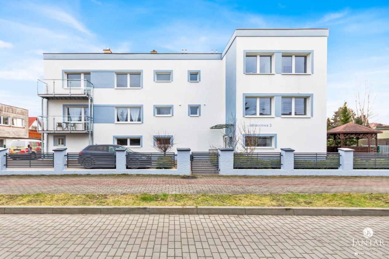 Willa Jalowcowa By Jantar Apartamenty Kolobrzeg Grzybowo  Exteriör bild
