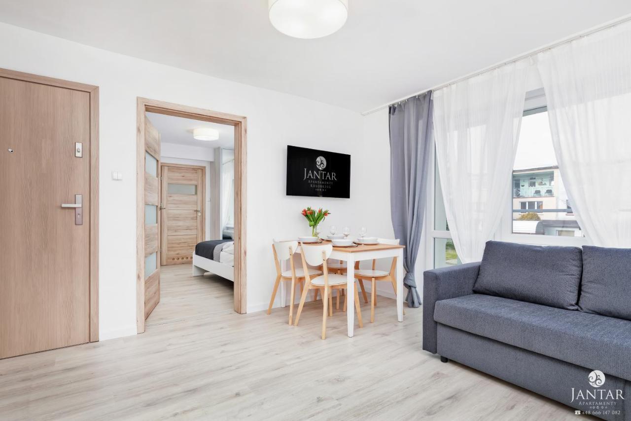 Willa Jalowcowa By Jantar Apartamenty Kolobrzeg Grzybowo  Exteriör bild